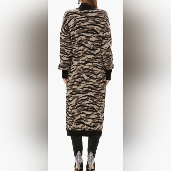 💜AFRM Tristan Zebra Camo Cardigan💜 - Picture 2 of 10